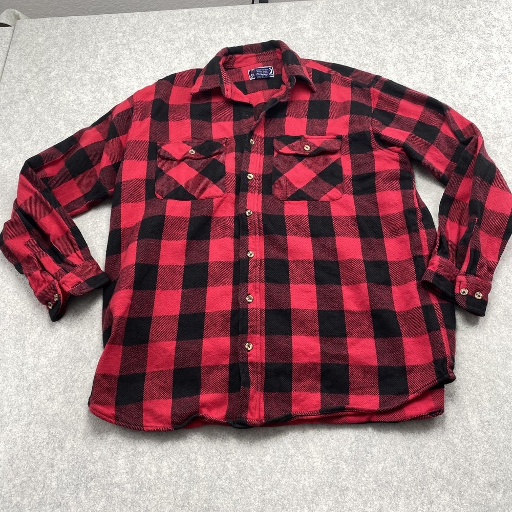Williams Bay Shirt Mens XLT Red Black Plaid Flannel Button Up *MISSING BUTTONS*